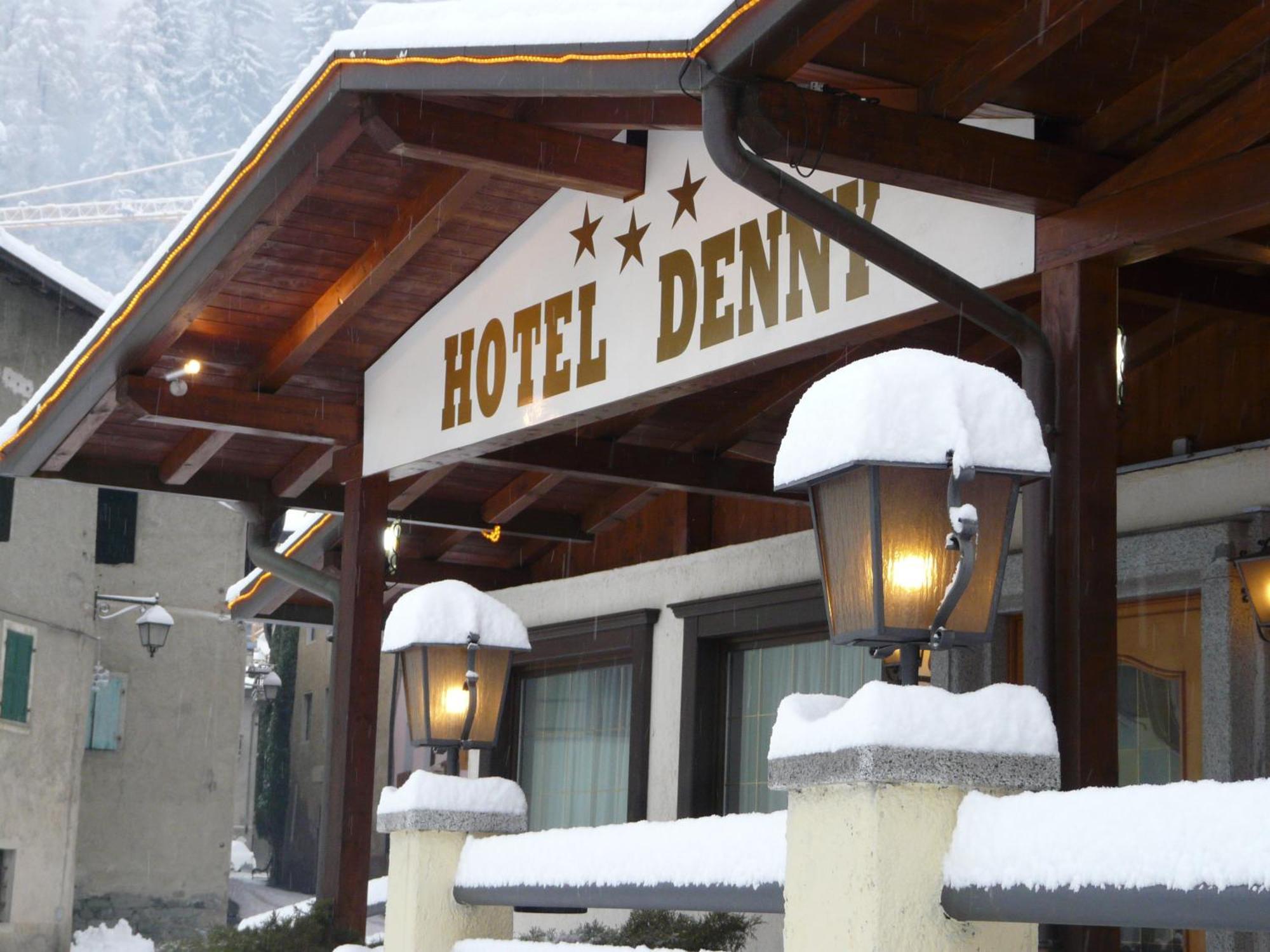 Hotel Denny Pinzolo Exterior photo